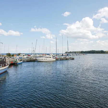Awesome In W/ Wifi And 3 Bedrooms Feriehus