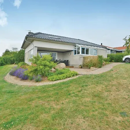 Feriehus Awesome In W/ Wifi And 3 Bedrooms Hejls